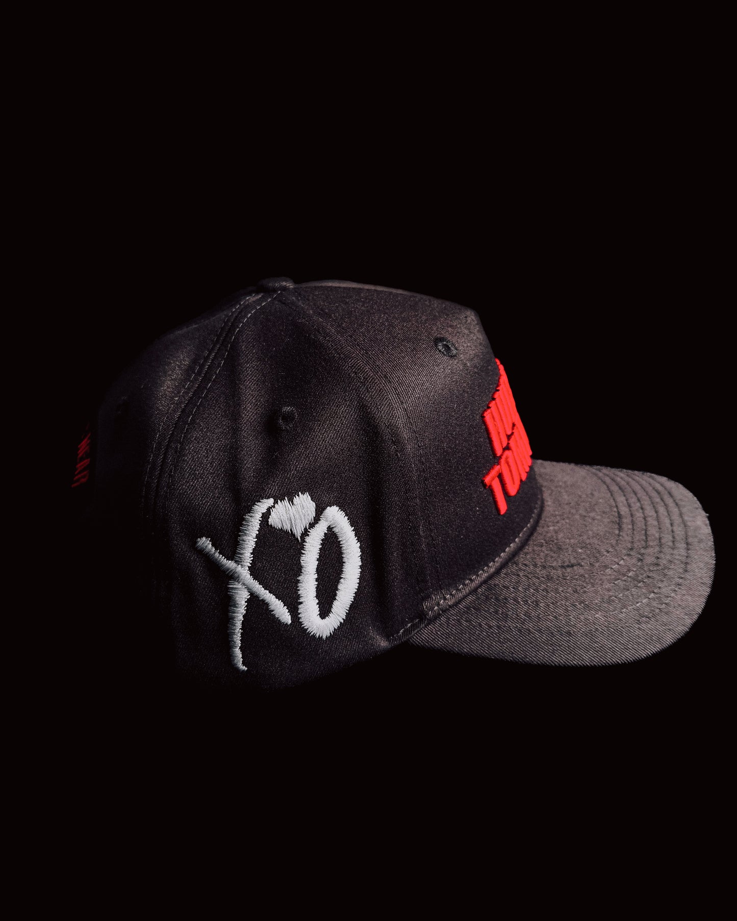 HURRY UP TOMORROW HAT - BLACK x RED