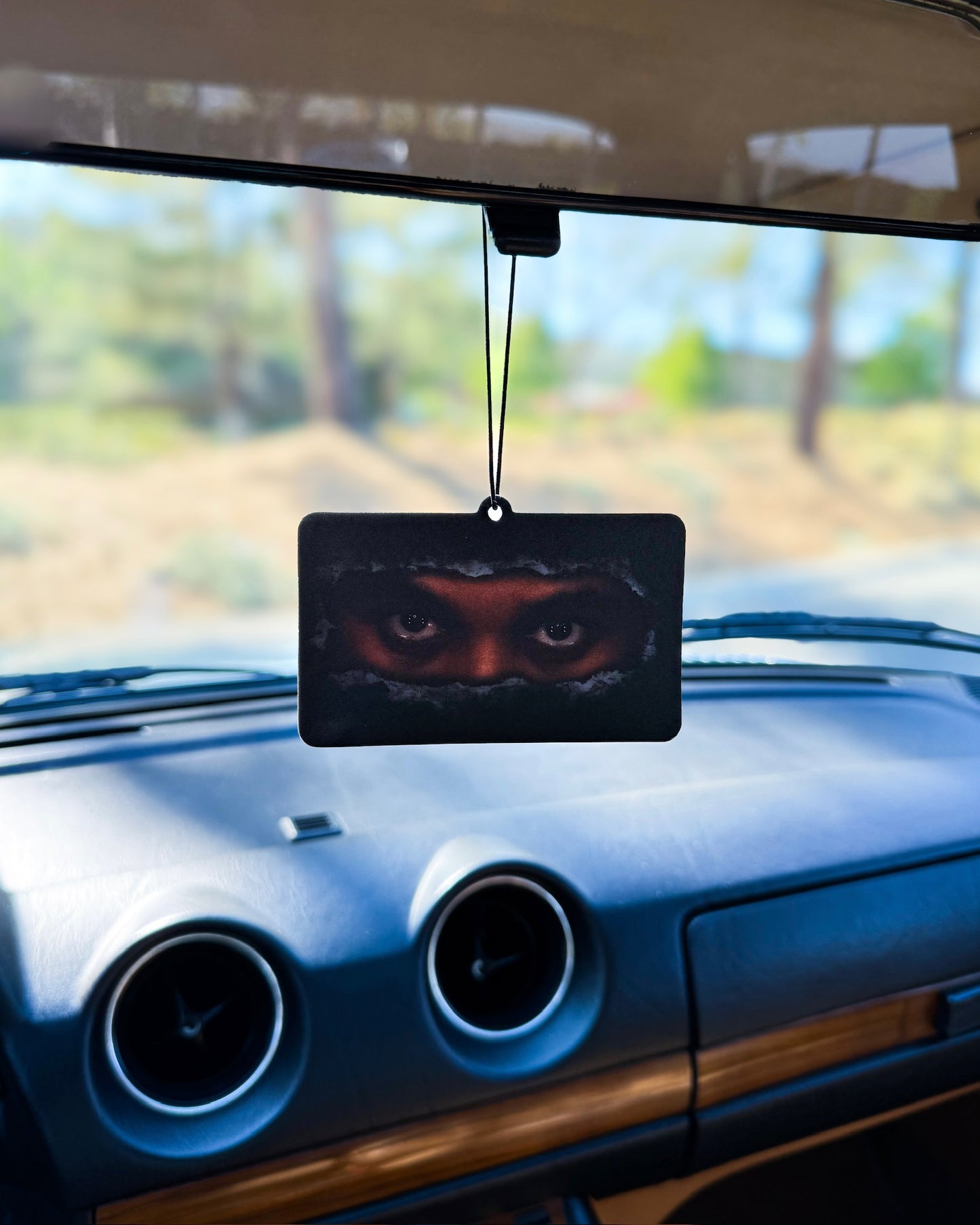 HUT: ABYSS EYES AIR FRESHENER