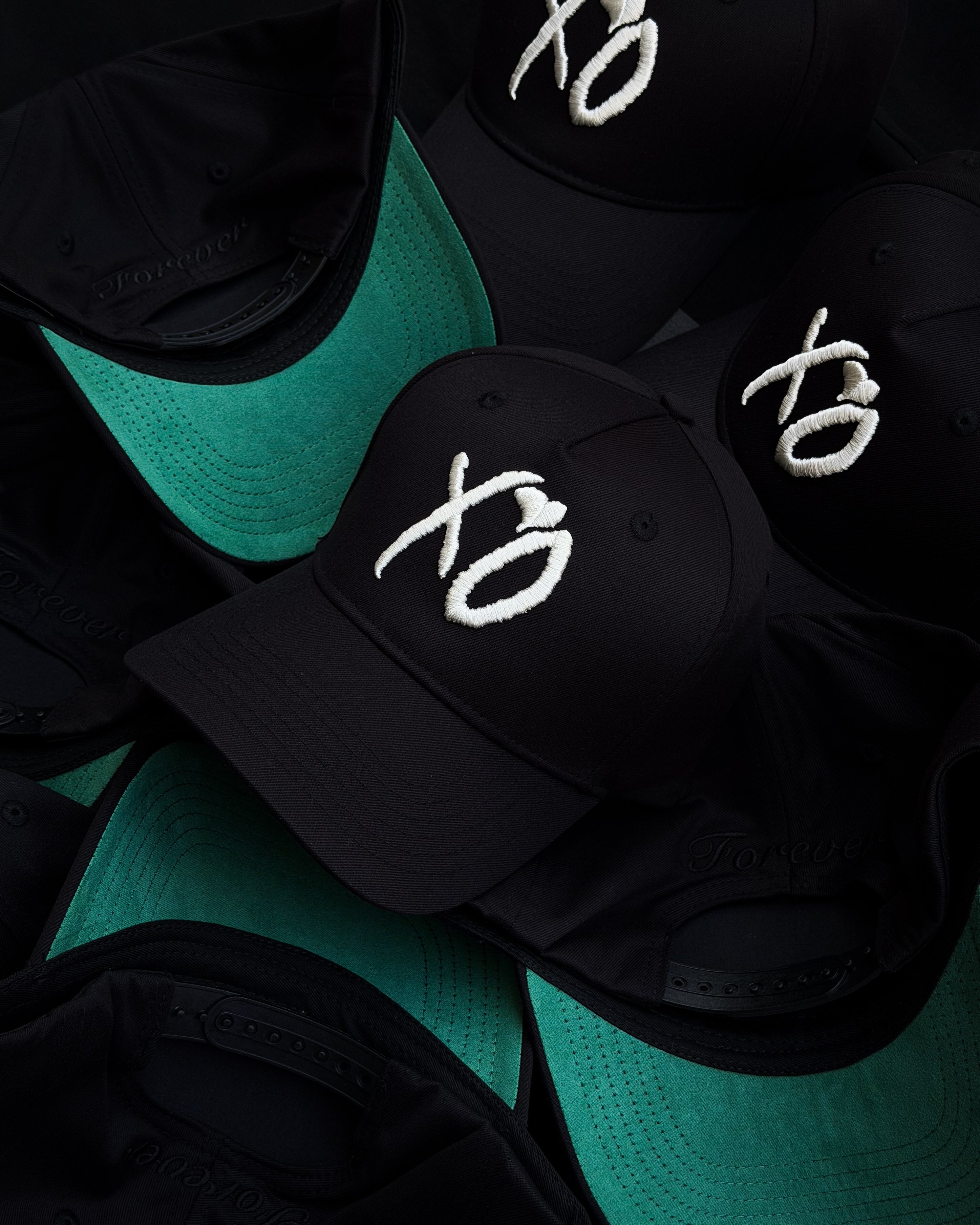 BLACK XO HAT – Giorgia Rose