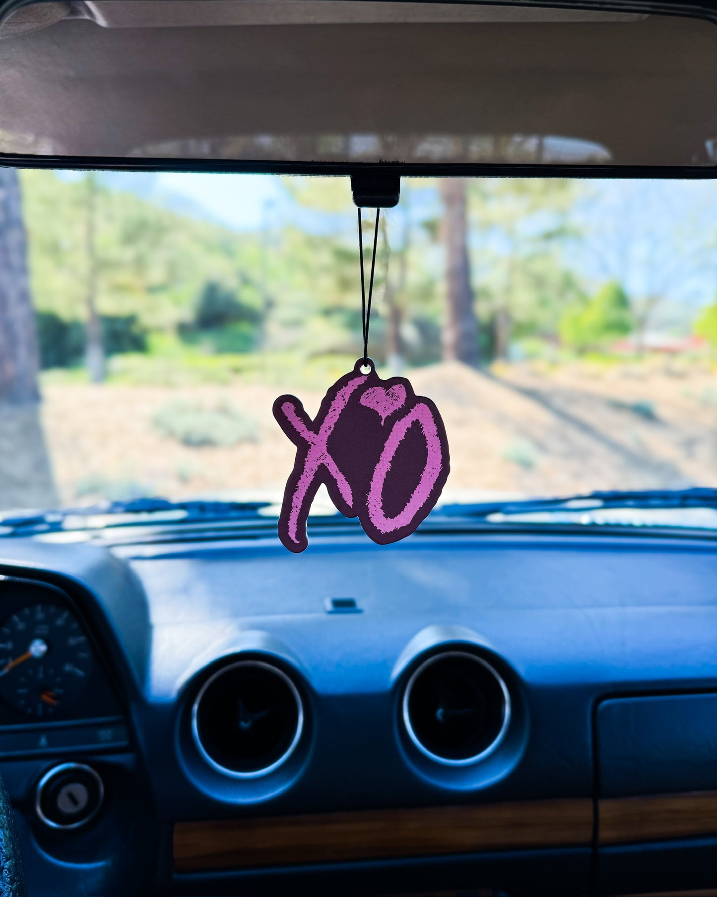 PINK / MAUVE XO AIR FRESHENER