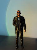 NAV: FULL STATUE