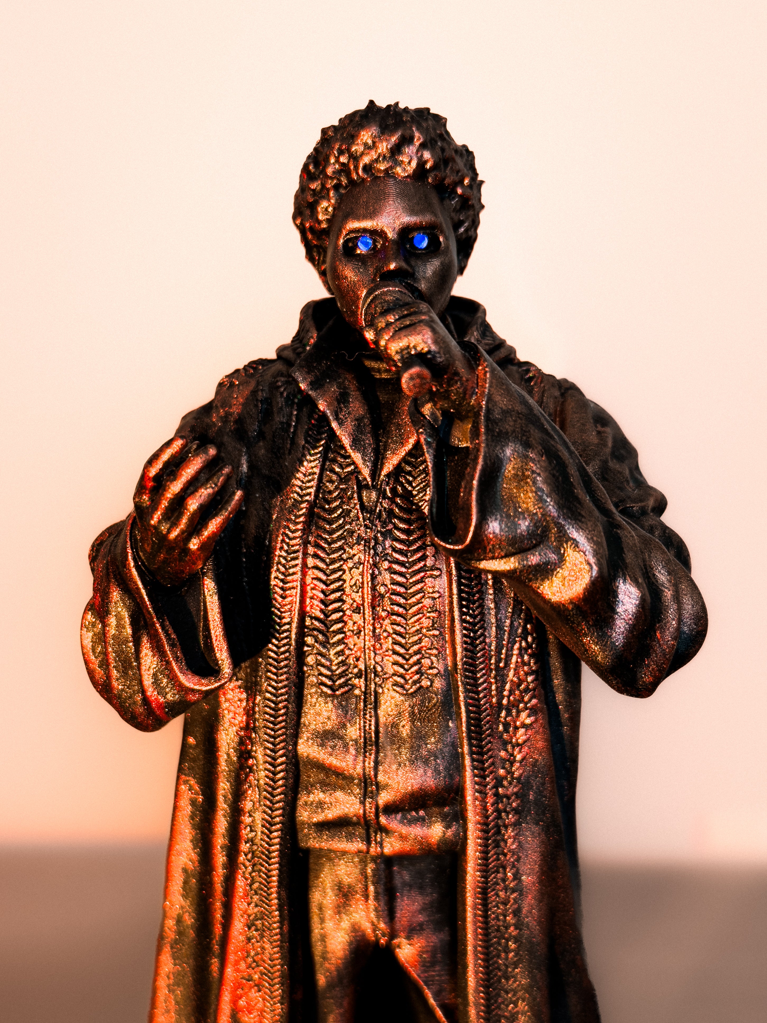 LEG 5 FULL STATUE - BRONZE