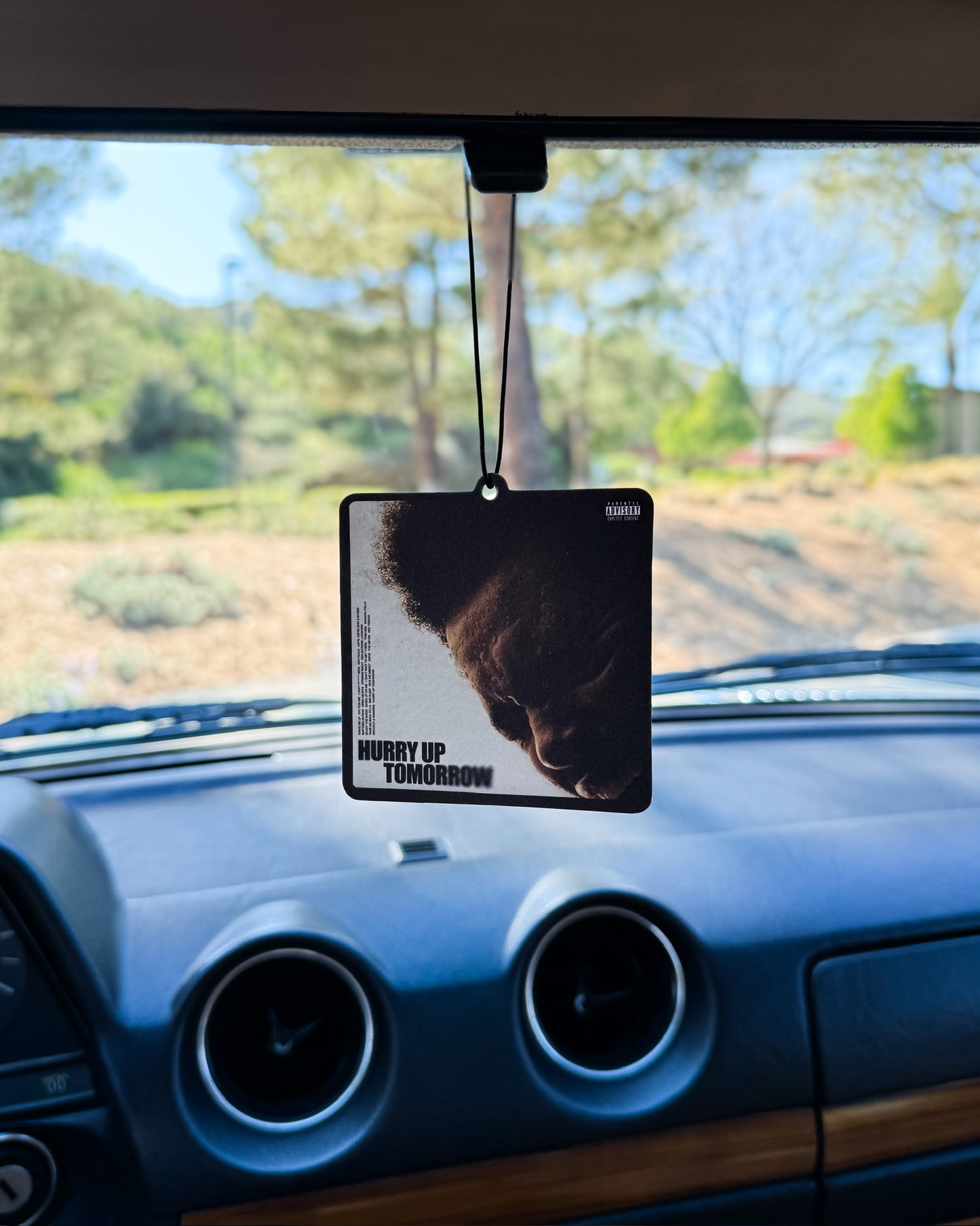HUT: COVER AIR FRESHENER (DOUBLE SIDED)