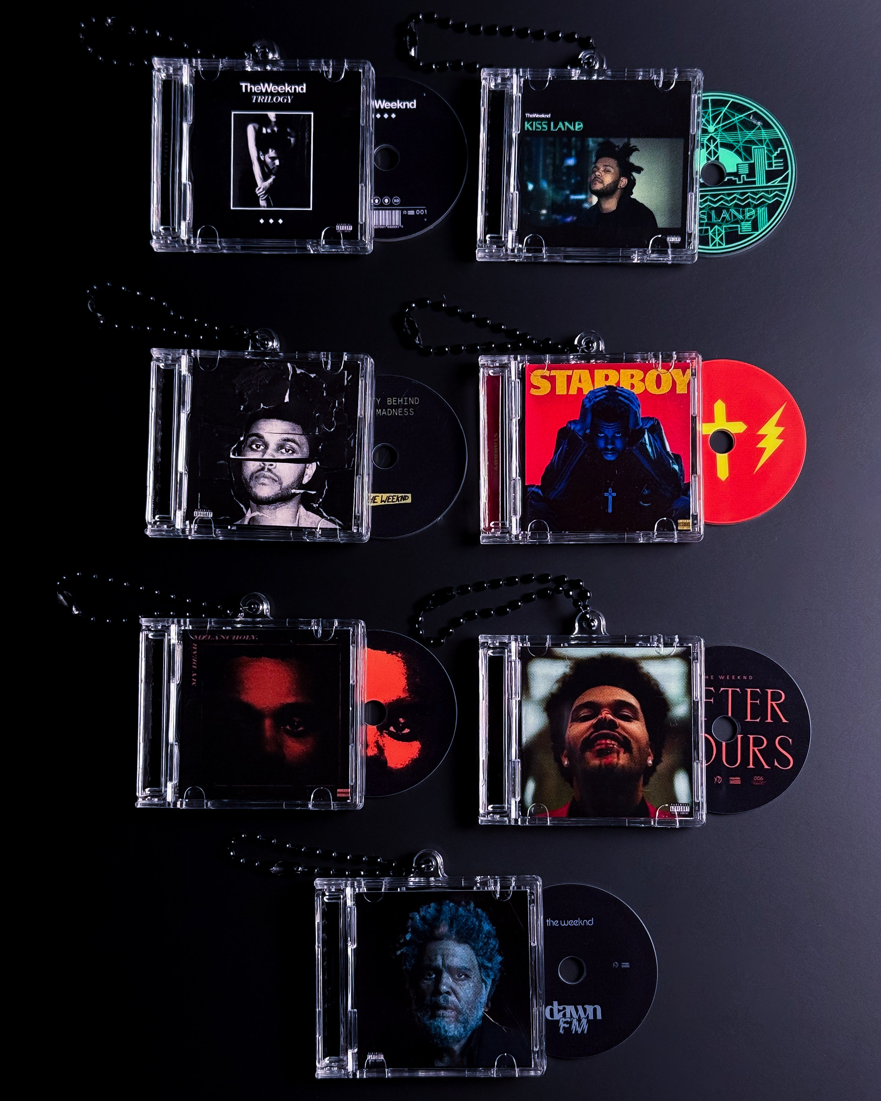 COLLECTORS SET: MINI ALBUM KEYCHAINS