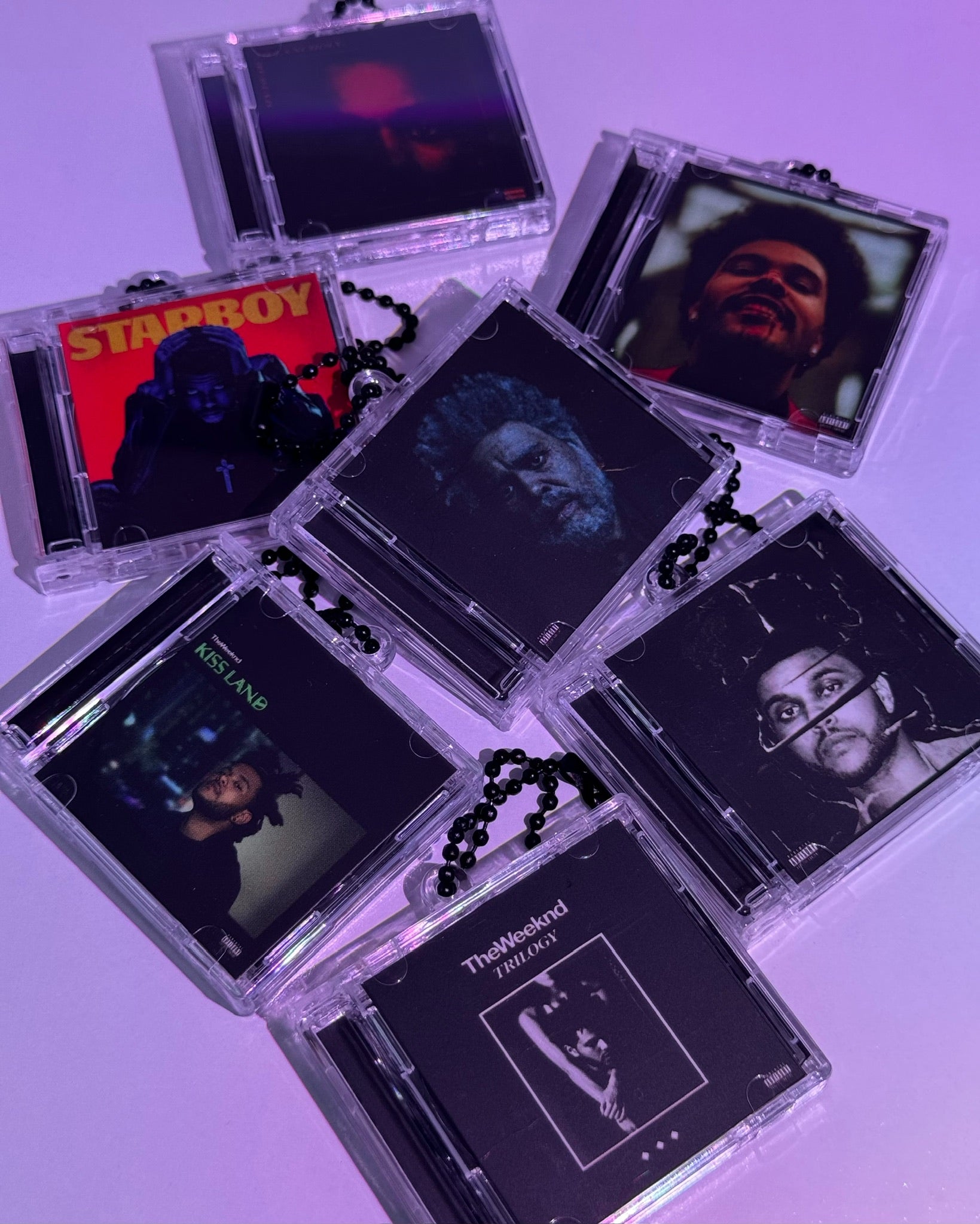 COLLECTORS SET: MINI ALBUM KEYCHAINS
