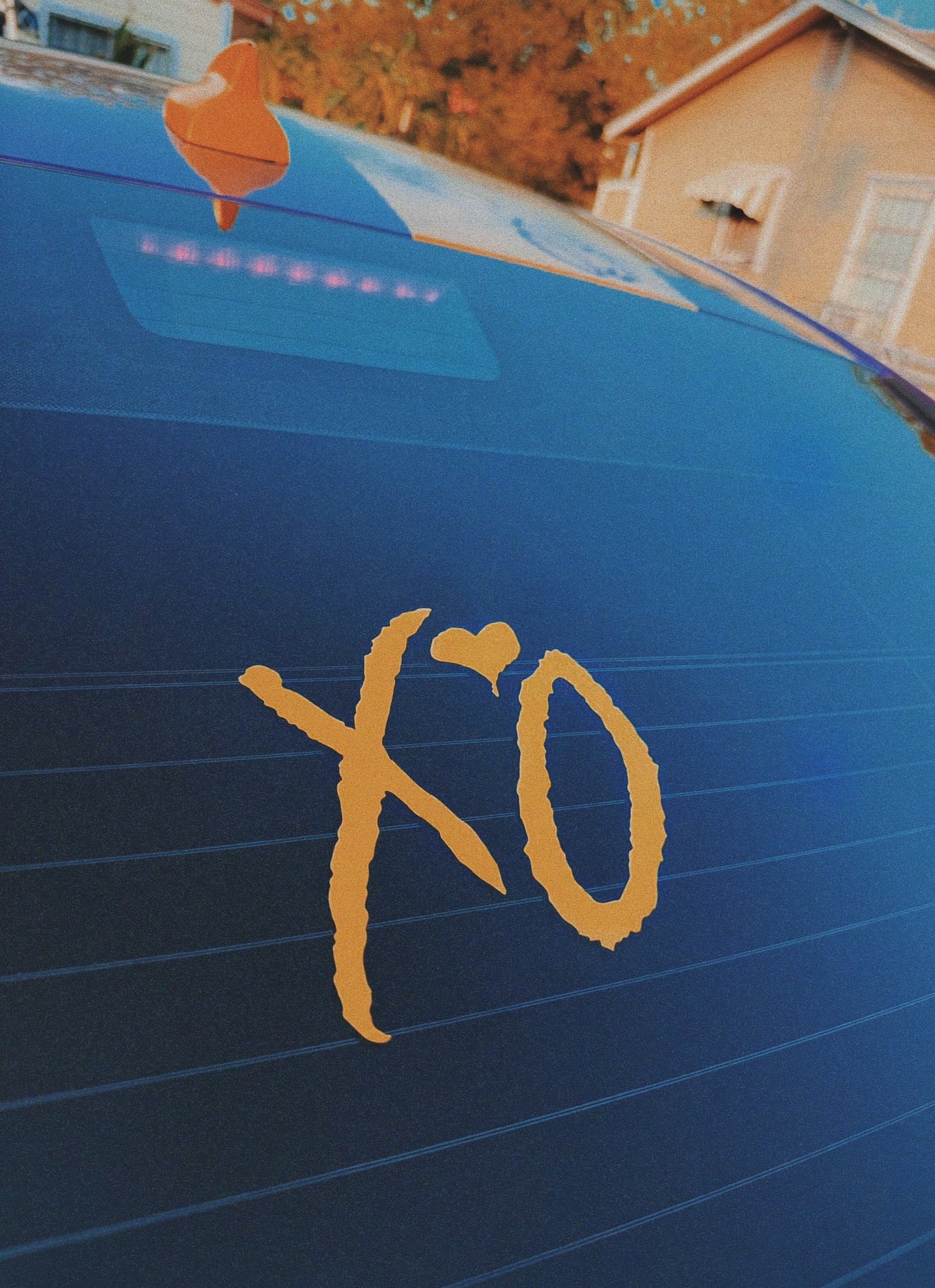 6” XO CAR DECAL: GOLD CHROME